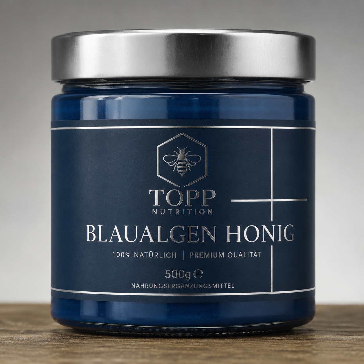 KI-generiertes Bild einer Honigmischung KI-generiertes Bild einer Honigmischung mit Blaualge als blauer Farbstoff